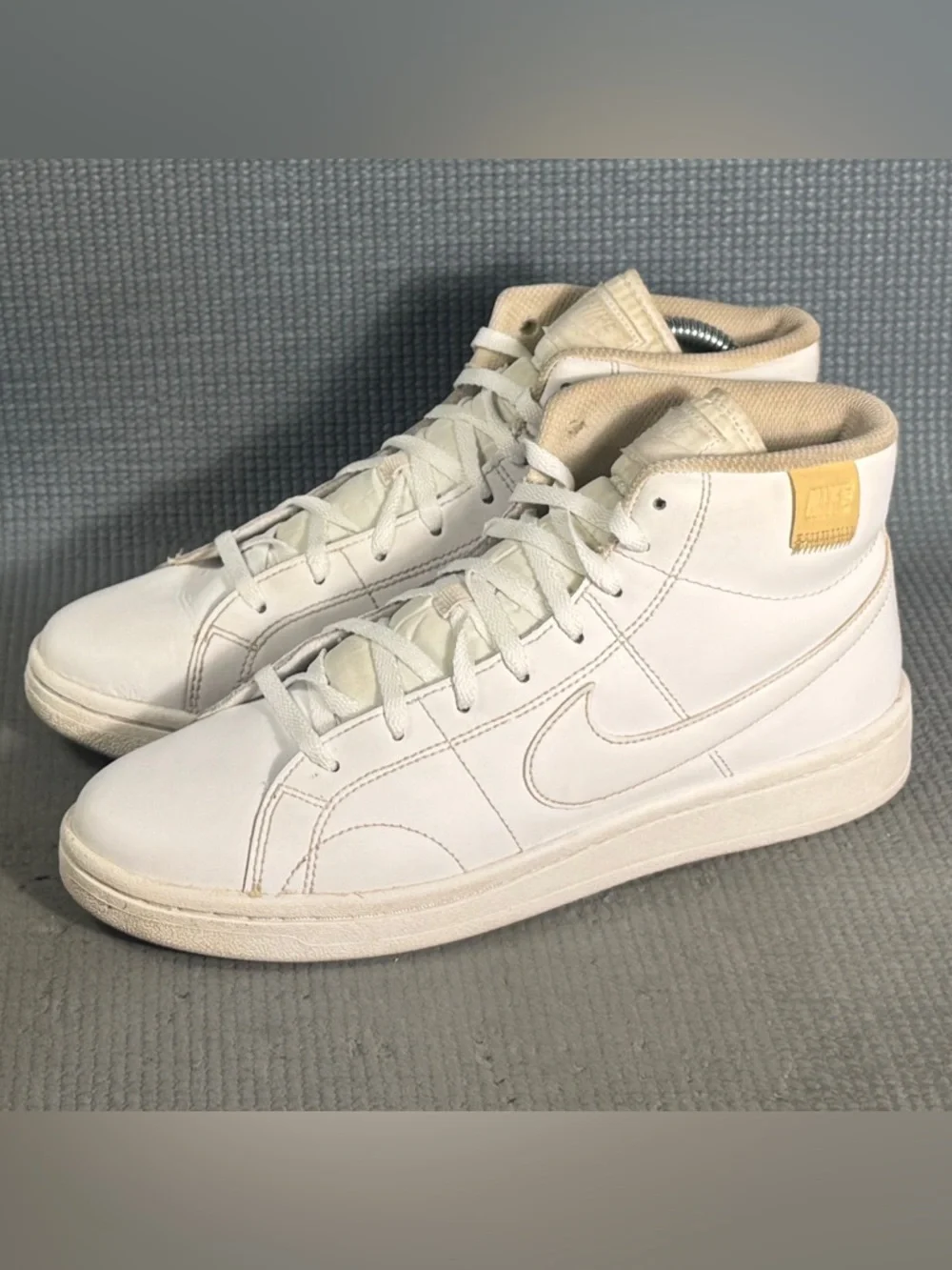 Nike Court Royale 2 Mid Triple White Women's Shoes CT1725-100 Size 8.5‎